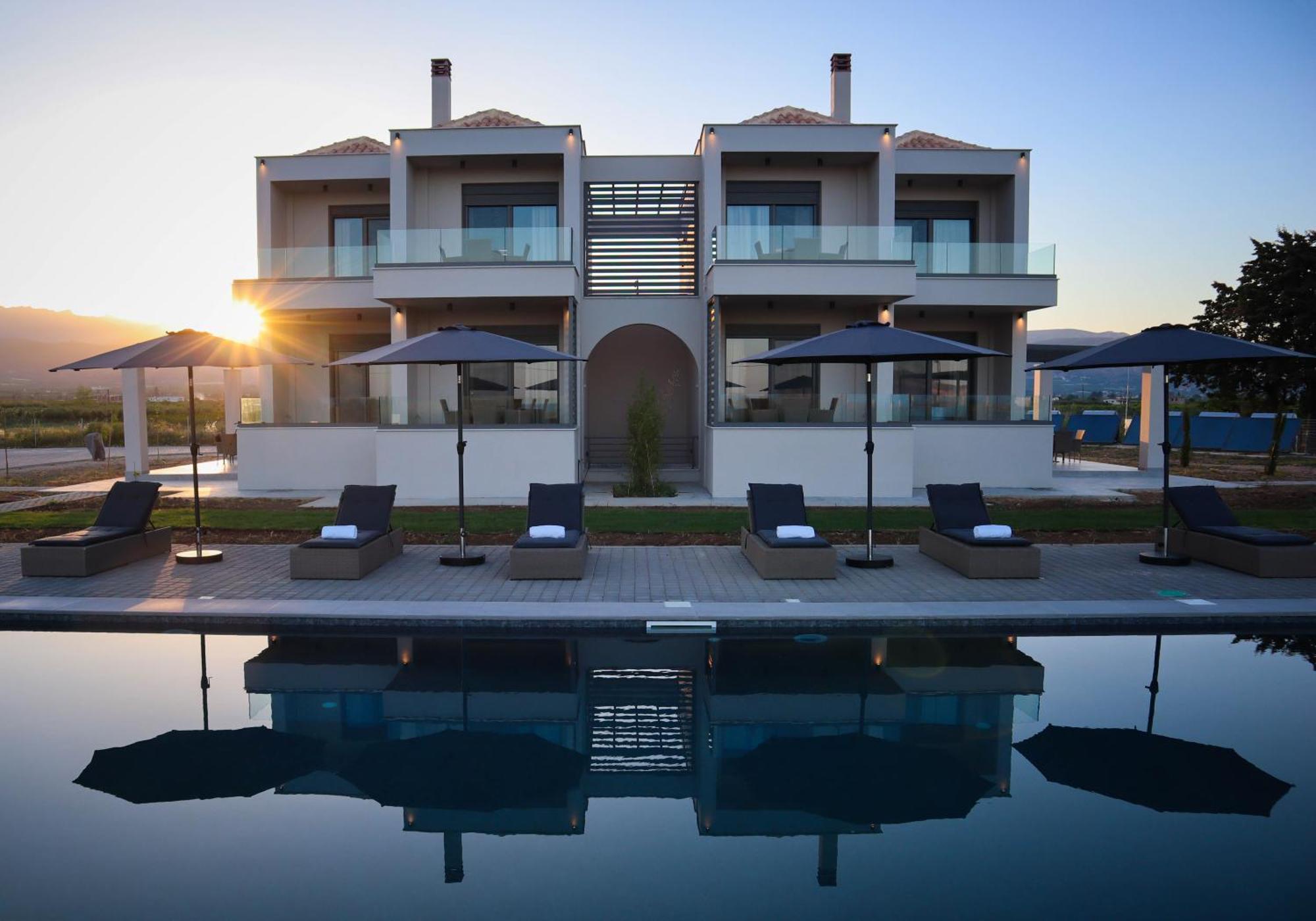 Almyres Luxurious Residences Miloi  Exterior photo